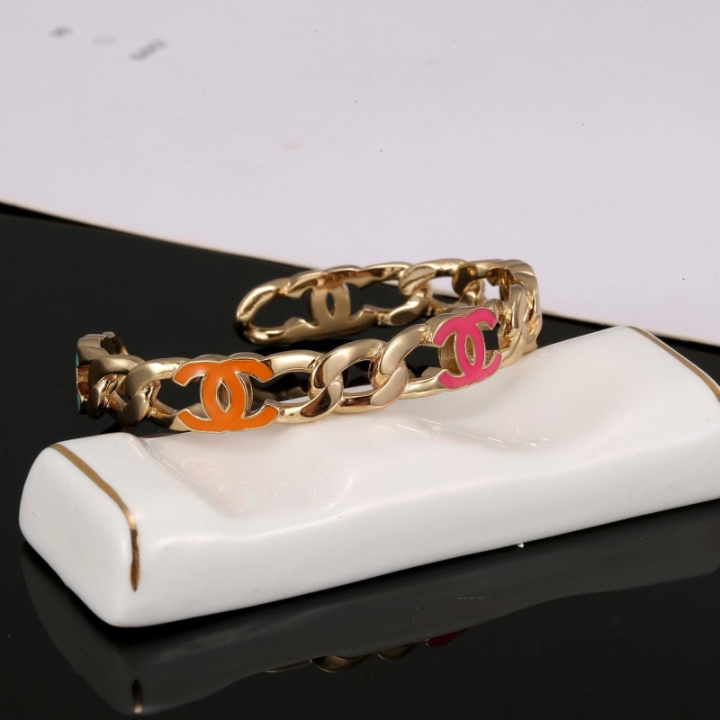 Ch**el bracelets